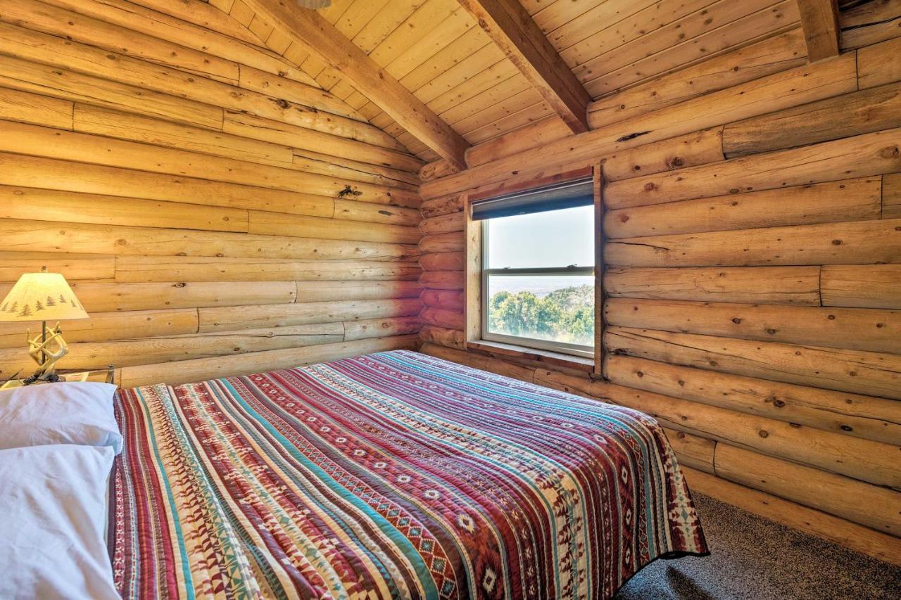 Cabin With Fire Pit, Views And Bbq 18 Mi To Moab! Exterior foto